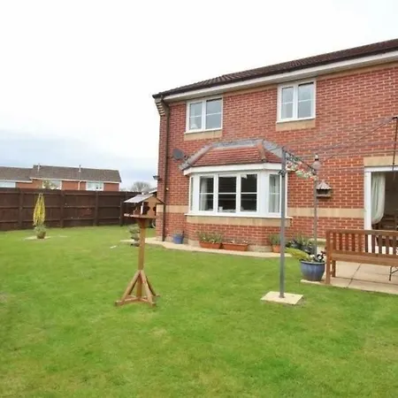 'Spirit Of Avalon' Four Bedrooms, 500 Metres To Town Centre Glastonbury Exterior photo
