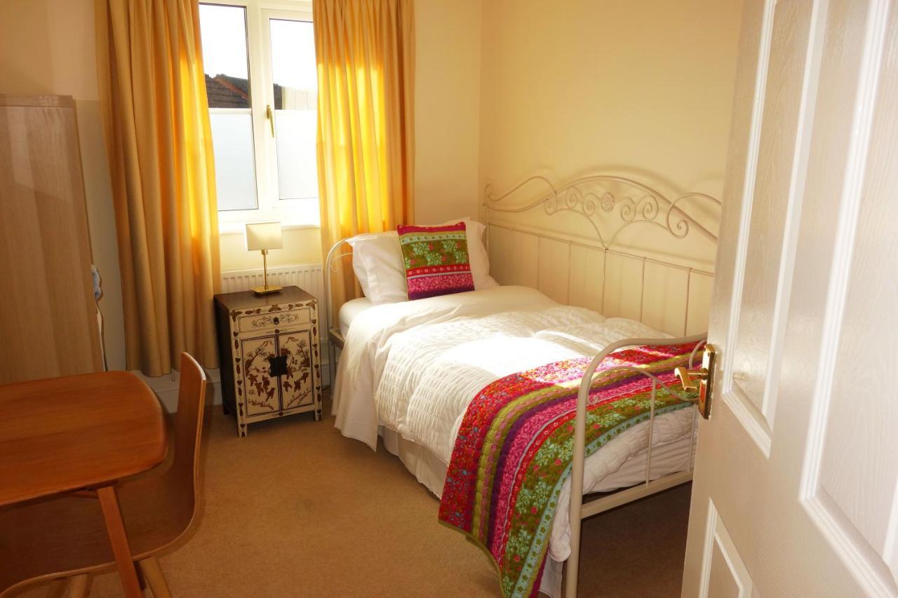 'spirit Of Avalon' Four Bedrooms, 500 Metres To Town Centre * Glastonbury